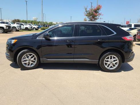 Certified 2024 Ford Edge SEL w/ Convenience Package AWD/4WD image 3