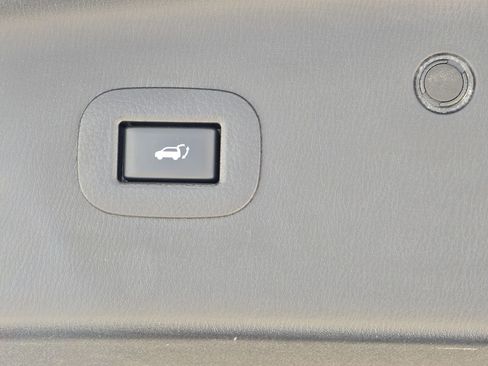 Used 2024 INFINITI QX80 Luxe image 13