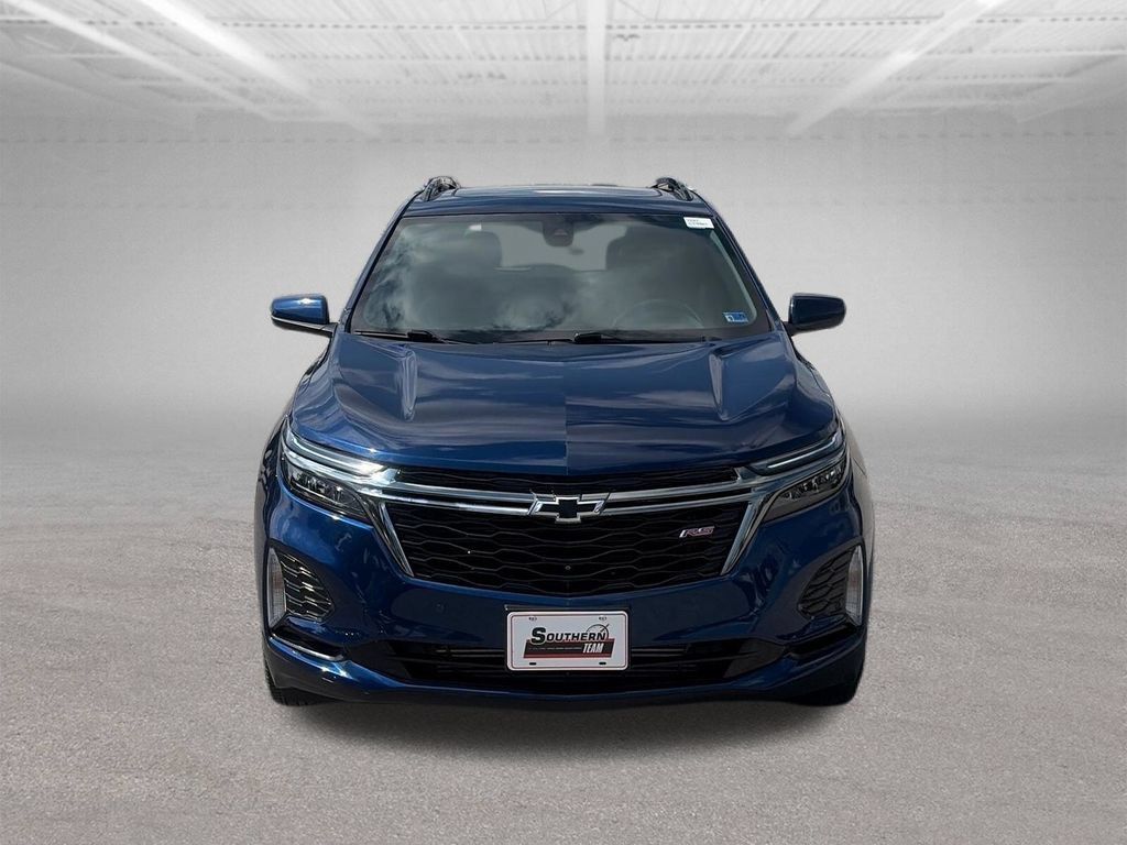Used 2022 Chevrolet Equinox RS w/ RS Leather Package AWD/4WD image 9