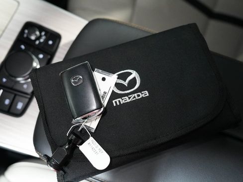 Used 2024 MAZDA CX-90 Plug-In Hybrid w/ Premium Pkg AWD/4WD image 21