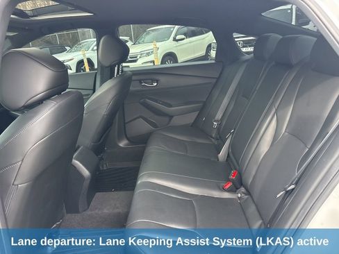 Used 2023 Honda Accord Sport image 10