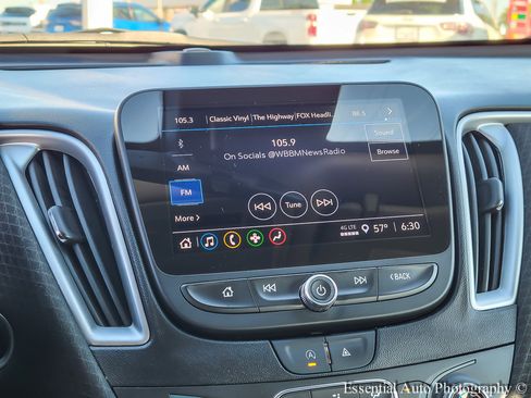 Used 2023 Chevrolet Malibu LT FWD image 18