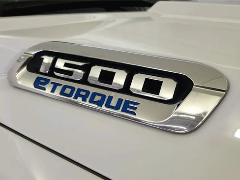 Used 2023 RAM 1500 Big Horn AWD/4WD image 18