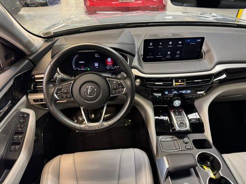 Certified 2023 Acura MDX FWD w/ Technology Package image 14