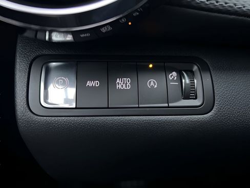 New 2026 Chevrolet Equinox LT w/ Convenience Package II image 17