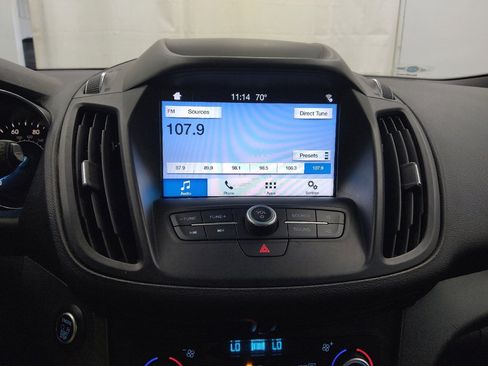 Used 2019 Ford Escape SE FWD image 25