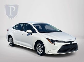 Used 2023 Toyota Corolla LE image 1