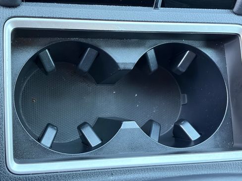 Used 2024 Mitsubishi Outlander FWD image 32