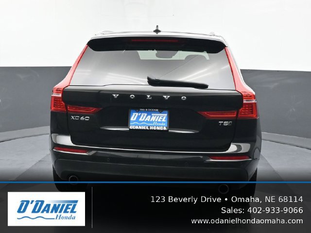 Used 2021 Volvo XC60 T5 Momentum AWD/4WD image 5