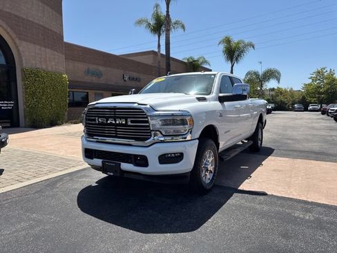 Used 2024 RAM 2500 Laramie AWD/4WD image 4