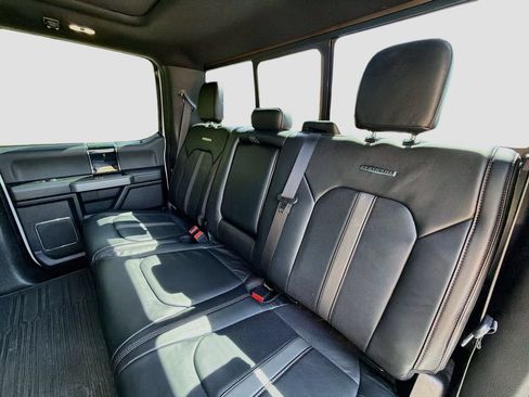 Used 2021 Ford F350 Platinum w/ Tremor Off-Road Package AWD/4WD image 27