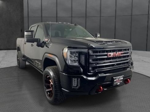 Used 2021 GMC Sierra 2500 AT4 w/ AT4 Premium Plus Package AWD/4WD image 5