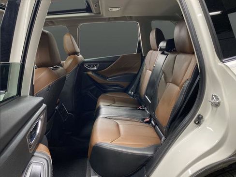 Used 2023 Subaru Forester Touring image 31