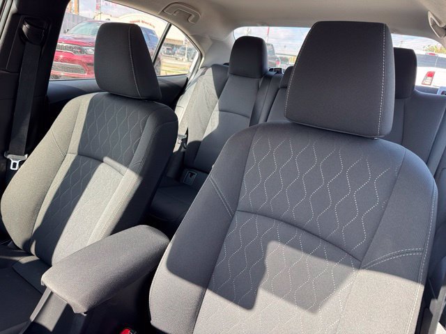 Used 2026 Toyota Corolla LE FWD image 10