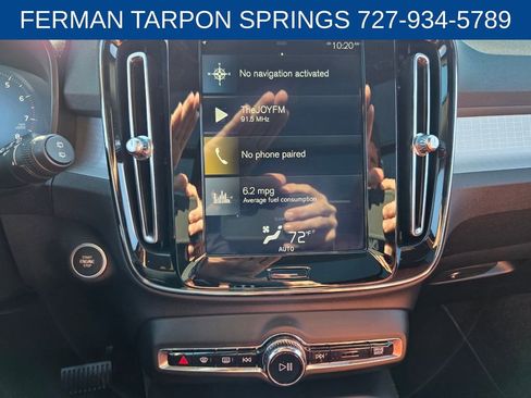 Used 2020 Volvo XC40 T5 Momentum w/ Premium Package image 24