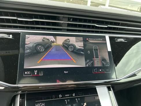 New 2026 Audi Q8 Premium Plus image 15