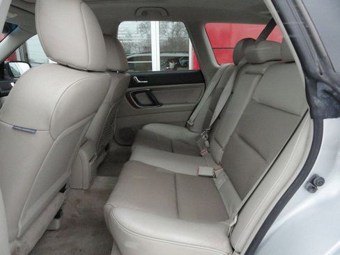 Used 2006 Subaru Outback 3.0R L.L. Bean image 12