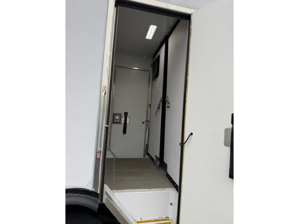 Used 2024 Ford E-350 and Econoline 350 Super Duty w/ Power Windows & Locks Group RWD image 7