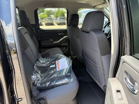 New 2026 Nissan Frontier SV w/ Tow Package AWD/4WD image 27