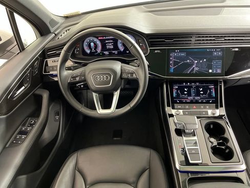 Used 2025 Audi Q7 3.0T Premium Plus AWD/4WD image 4