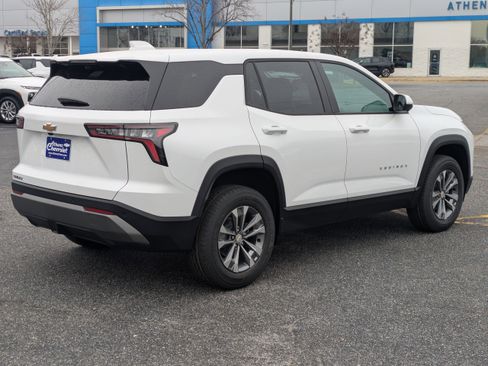 New 2026 Chevrolet Equinox LT w/ Safety and Technology Package image 4