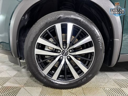 Used 2023 Nissan Pathfinder Platinum AWD/4WD image 32