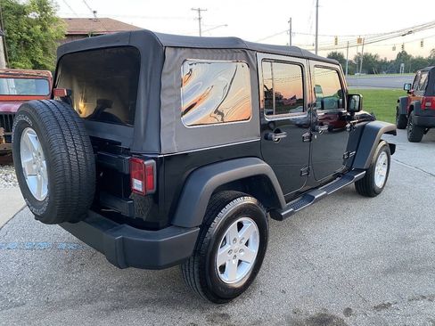 Used 2018 Jeep Wrangler Unlimited Sport S AWD/4WD image 6