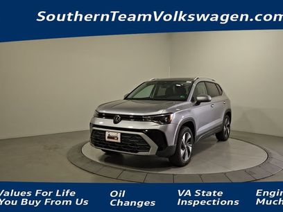 New 2025 Volkswagen Taos SE