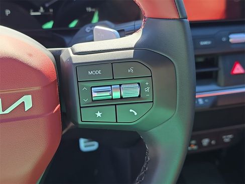 New 2025 Kia K4 GT-Line Turbo image 34