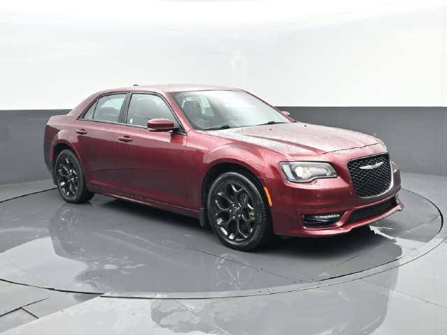 Used 2021 Chrysler 300 Touring AWD/4WD image 3