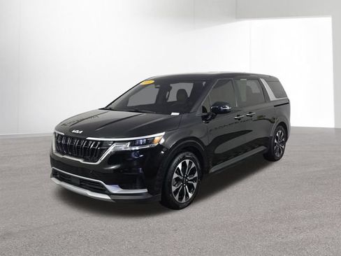 Used 2024 Kia Carnival EX FWD image 44