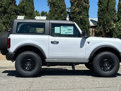 New 2026 Ford Bronco 2-Door AWD/4WD image 3
