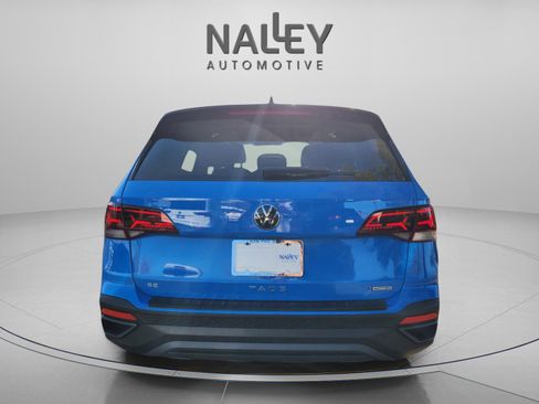 New 2024 Volkswagen Taos SE image 4