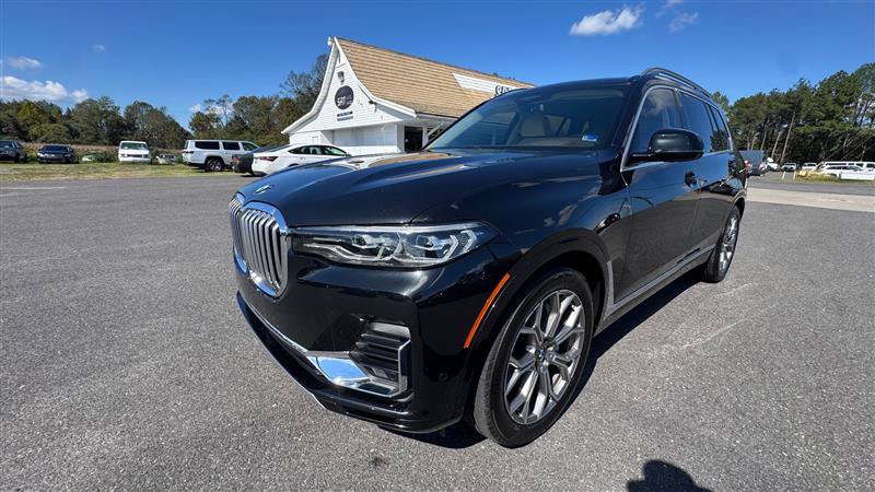 Used 2019 BMW X7 xDrive50i w/ Cold Weather Package AWD/4WD image 9