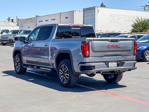 Used 2020 GMC Sierra 1500 AT4 w/ AT4 Premium Package AWD/4WD image 3