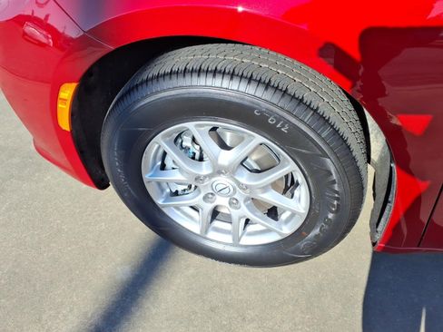 New 2026 Chrysler Pacifica Select image 6