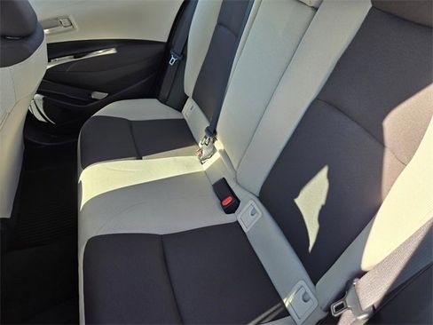 Used 2025 Toyota Corolla LE image 13
