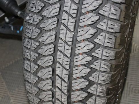 Used 2025 Chevrolet Silverado 1500 Custom Trail Boss w/ LPO, Dark Essentials Package image 23