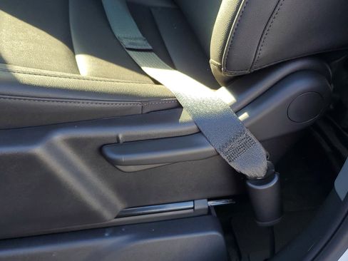 New 2025 GMC Sierra 3500 Pro w/ Convenience Package image 27