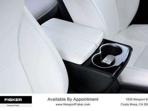 Used 2018 Tesla Model X 75D image 35