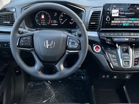 New 2026 Honda Odyssey Elite image 25