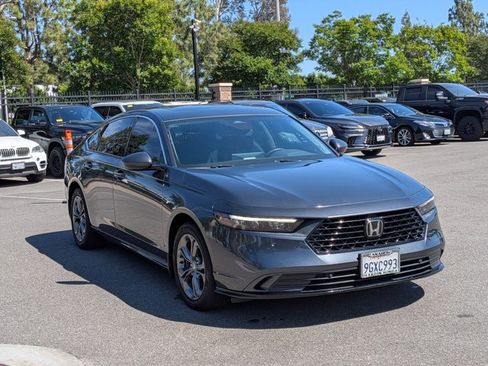 Used 2023 Honda Accord EX-L image 3