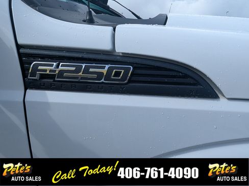 Used 2015 Ford F250 XL w/ Power Equipment Group AWD/4WD image 21