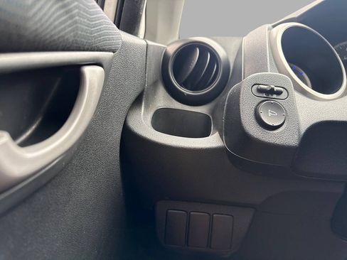 Used 2009 Honda Fit Sport image 33