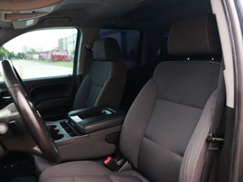 Used 2019 Chevrolet Silverado 1500 LT w/ All Star Edition AWD/4WD image 9