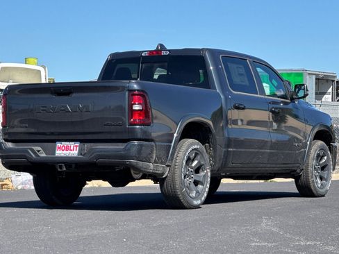 New 2026 RAM 1500 4x4 Crew Cab image 3