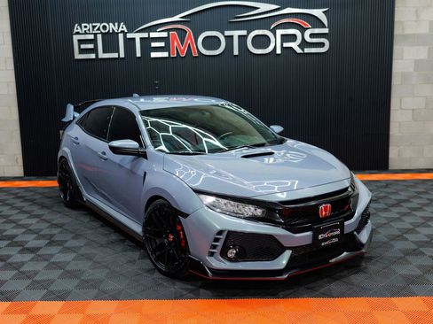 Used 2019 Honda Civic Type R image 3