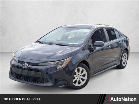 Used 2022 Toyota Corolla LE FWD image 1