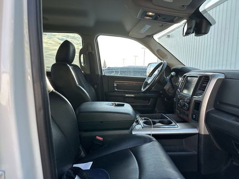 Used 2015 RAM 2500 Laramie image 38