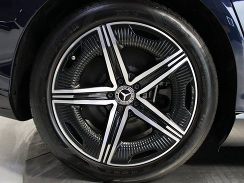 Used 2023 Mercedes-Benz EQS 580 4MATIC Sedan image 38